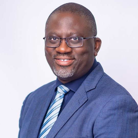 Dr Tosin Majekodunmi